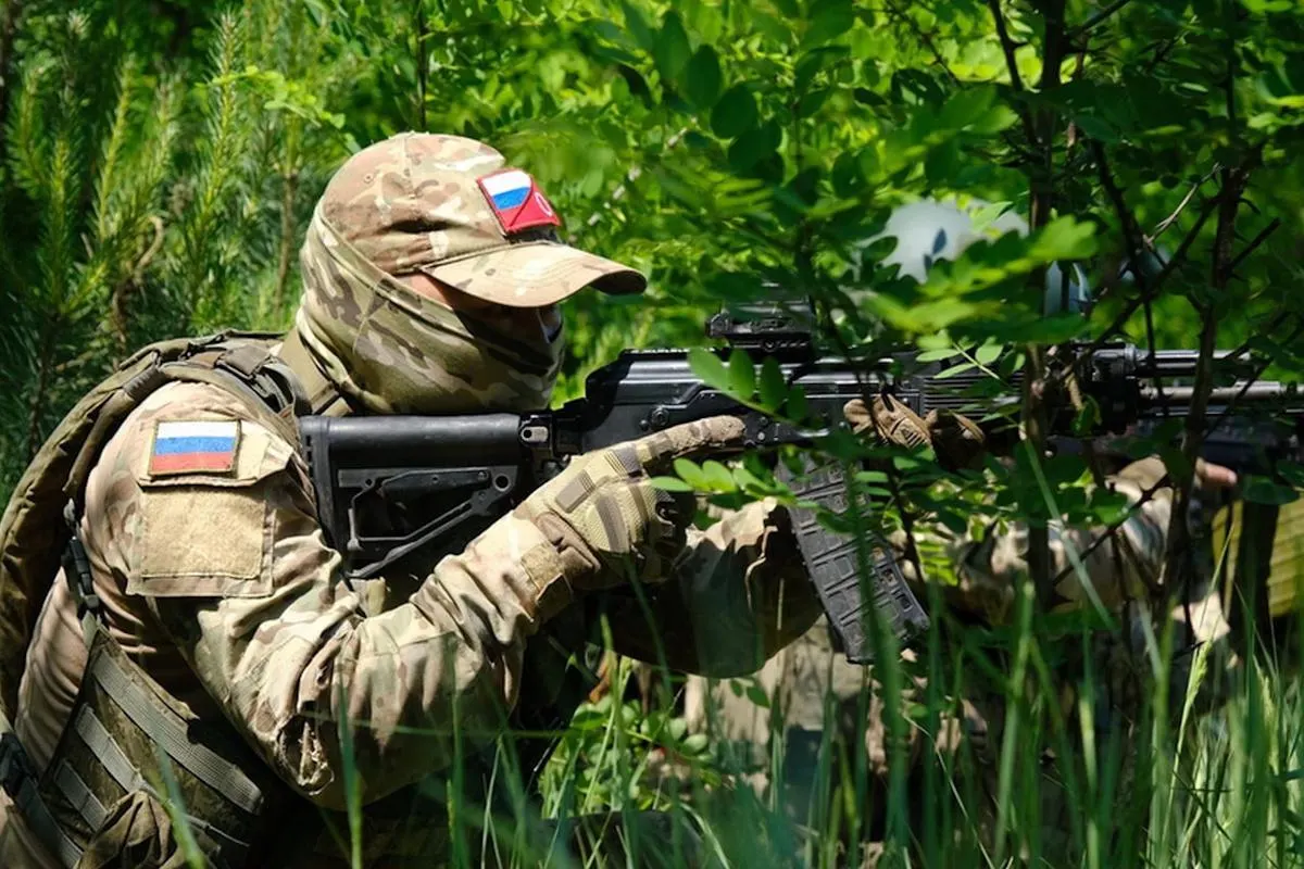 Аналитики Института по изучению войны считают, что амбиции Москвы полностью подчинить Донбасс не соответствуют текущей ситуации на фронте; сроки и вероятность такого захвата остаются неясными.