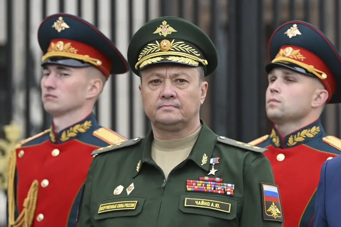 Генерал‑полковник Александр Чайко назначен главнокомандующим Воздушно‑космическими силами России. Он сменит Виктора Афзалова; ранее Чайко включён в санкционные списки ЕС и руководил операциями в Украины и Сирии.