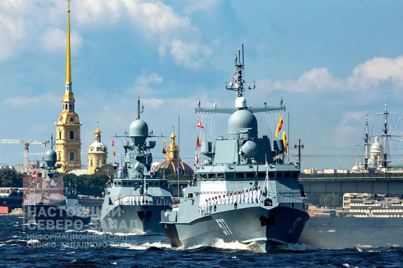 Минобороны решило не проводить в Санкт‑Петербурге главный парад ВМФ — празднование, проходившее в городе с 2017 года, отменяют второй год подряд.