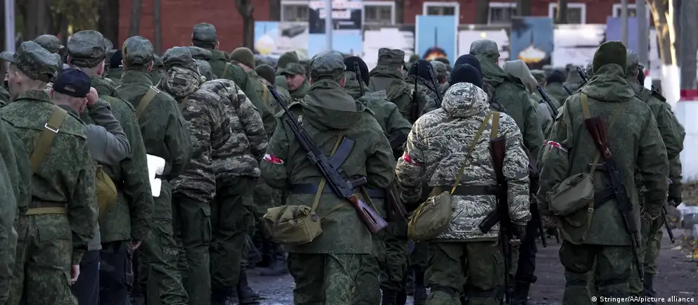Заявления о возможном расширении мобилизации, данные о снижении набора контрактников и официальные опровержения — что известно о рисках новой призывной кампании и насколько она реалистична.