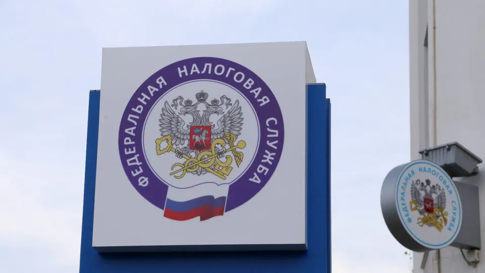 Налоговая служба направляет письма гражданам, купившим недвижимость или авто при отсутствии декларируемых доходов. Меры связаны с дефицитом бюджета и ростом наличного обращения.