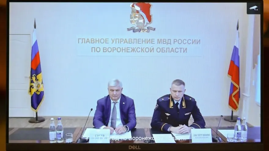 8 июня МВД представило нового руководителя ГУ МВД по Воронежской области — генерал-майора Максима Петрушина, ранее возглавлявшего УМВД по Ульяновской области. В его биографии — служба с 1997 года и рост выявляемости тяжких преступлений в регионе под его руководством.