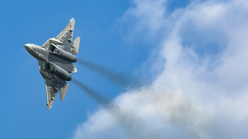 Минпромторг предъявил претензии к АО «Авиационная и морская электроника»: компания не выполнила последний этап работ по проекту «Дисплей-И7», министерство требует перечислить сумму контракта в счёт неустойки в течение 30 дней.