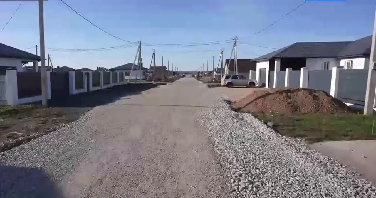 Несколько локальных побед: в Башкирии отремонтировали дорогу и включили освещение, в Волгограде суд отменил кредиты, казанке обеспечили жизненно важный препарат, в Ярославле установили подъёмник.