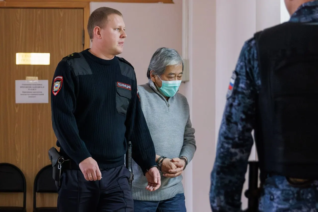 Материалы уголовного дела Александра Пака, осуждённого за убийство многодетной матери, направлены в Верховный суд России; дело передано третьему составу уголовной коллегии.