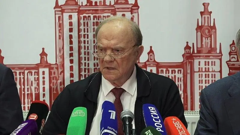 Лидер КПРФ предупреждает о росте тарифов и кризисе в ЖКХ, если курс не изменится.