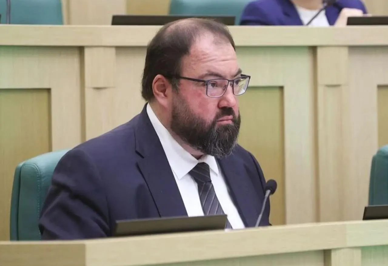 Минцифры и Минобороны обсуждают меры защиты дата-центров после серии атак БПЛА, повлекших сбои в сервисах крупных компаний.
